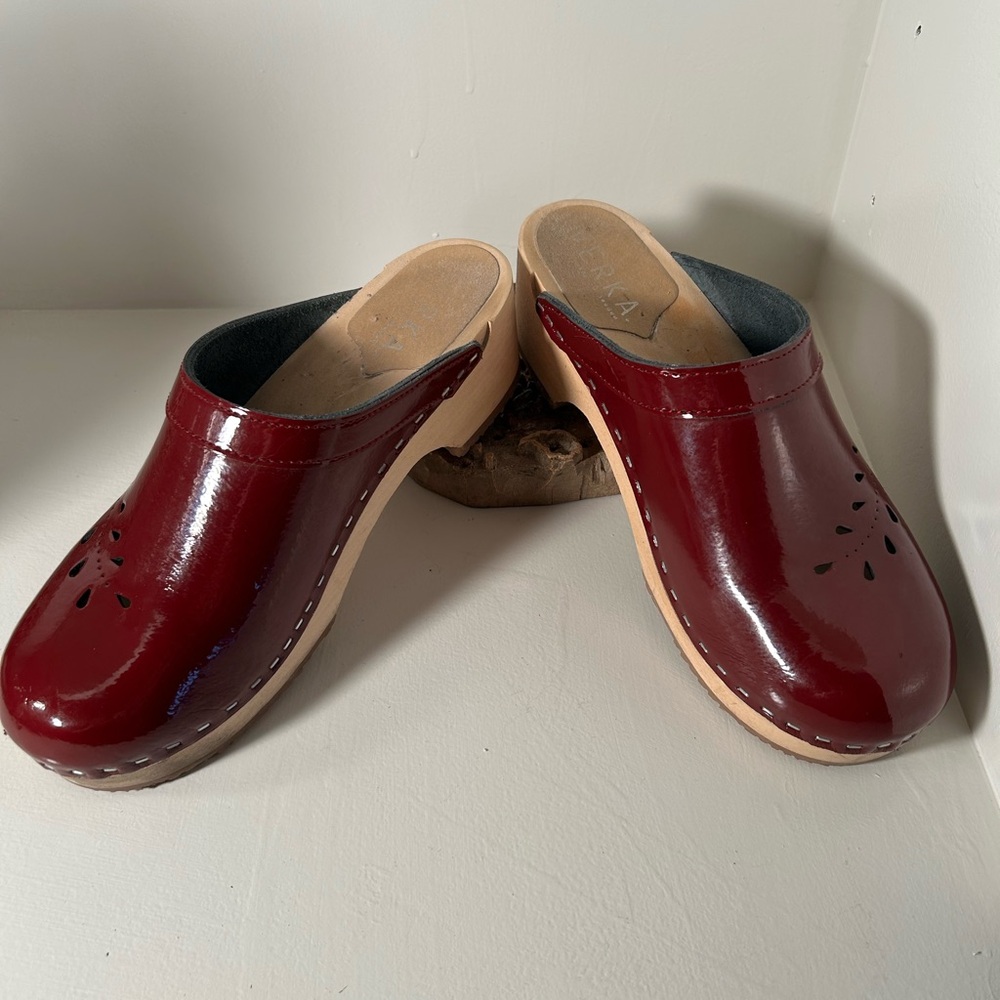 Women's Cherry Patent Clogs